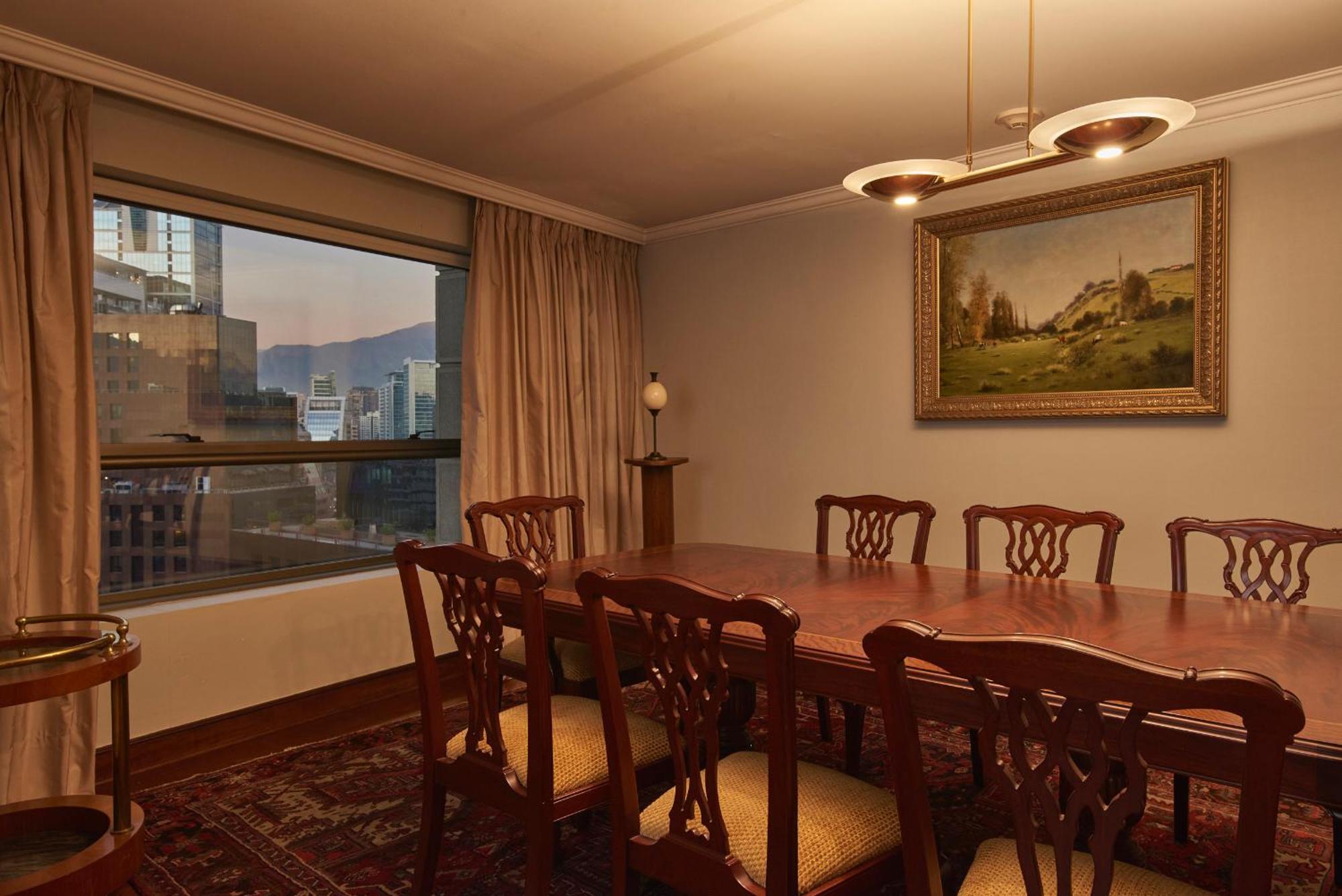 Plaza El Bosque Ebro Hotel Santiago Luaran gambar Dining room
