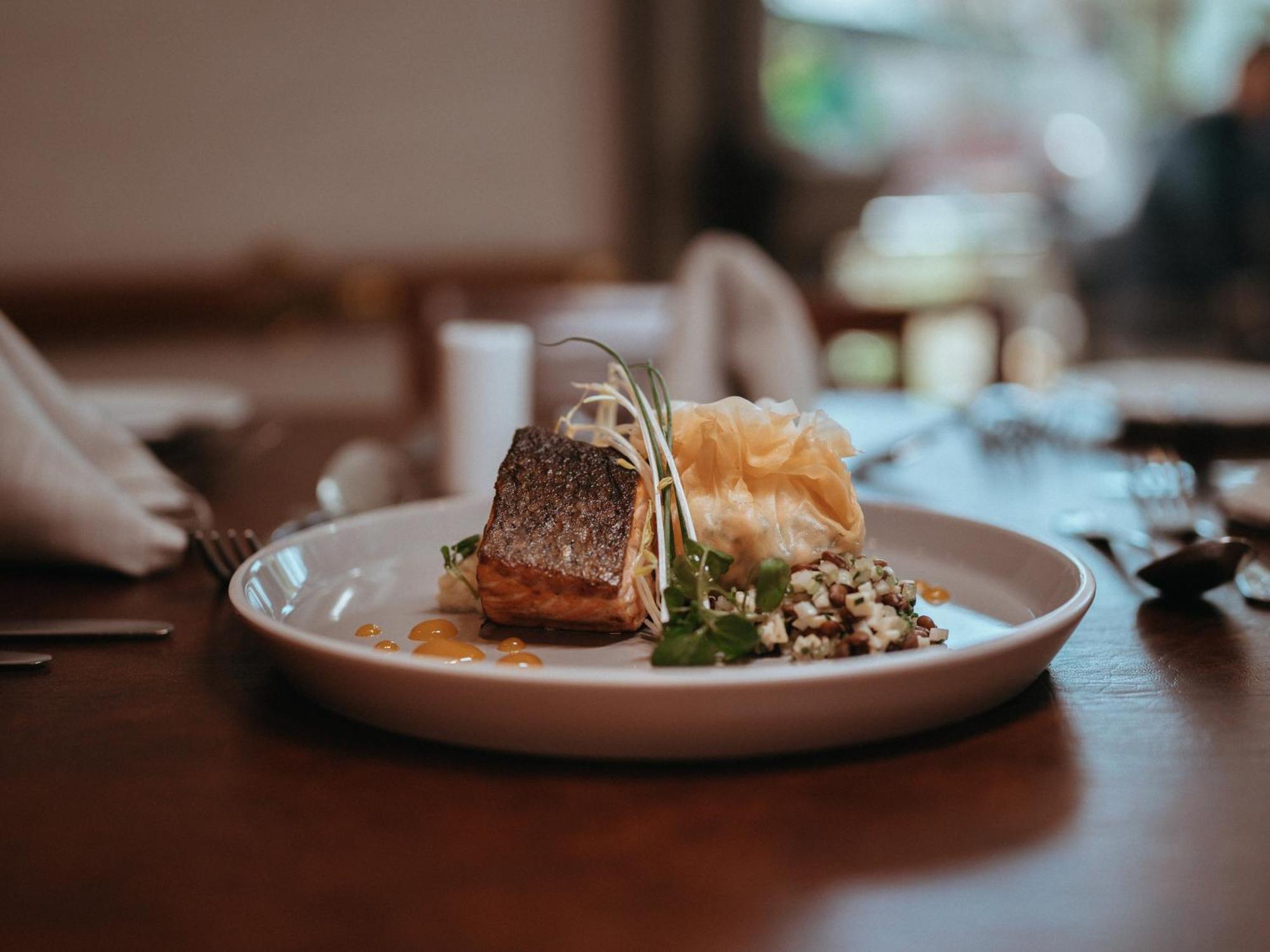 Plaza El Bosque Ebro Hotel Santiago Luaran gambar A plate of food