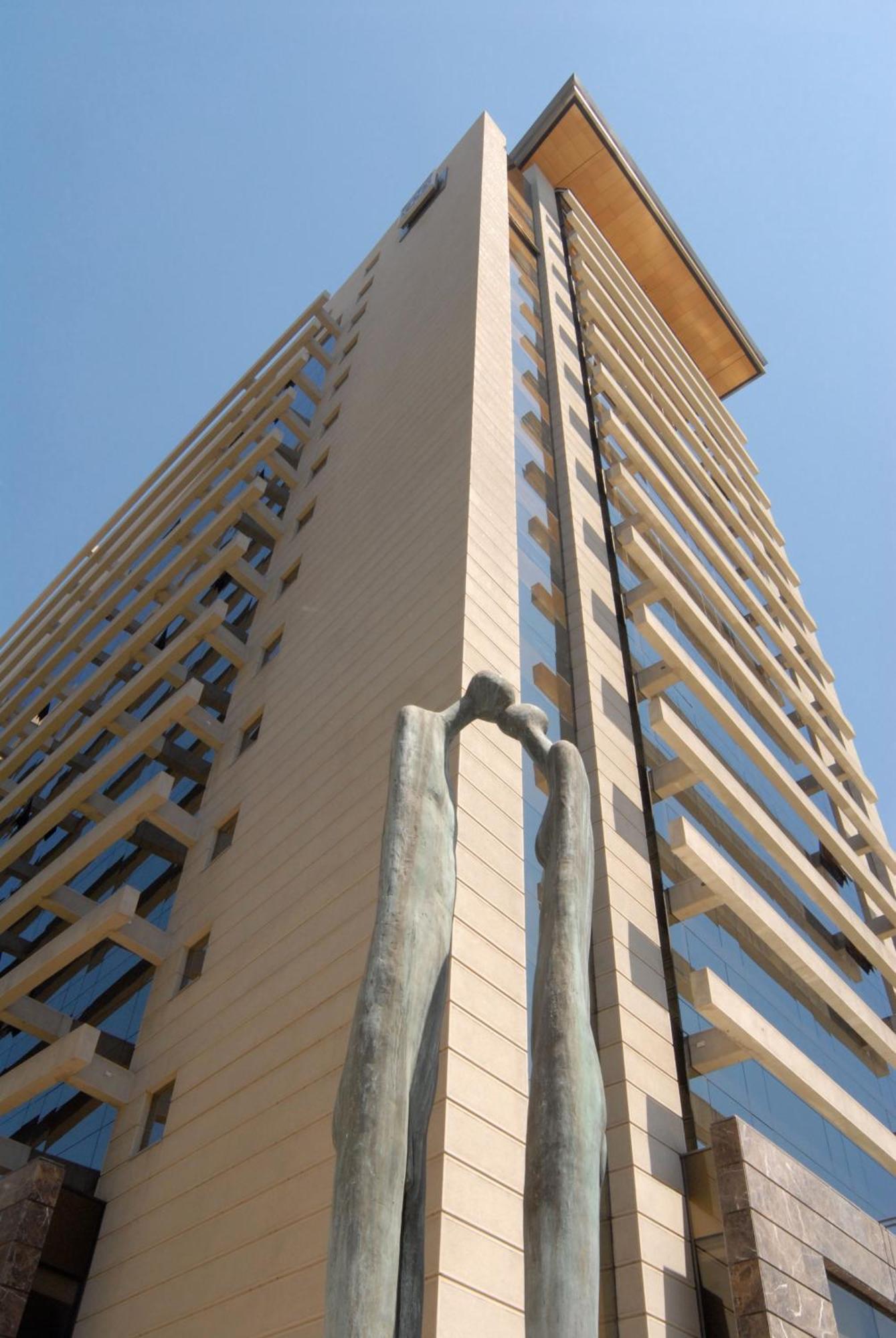 Plaza El Bosque Ebro Hotel Santiago Luaran gambar The building