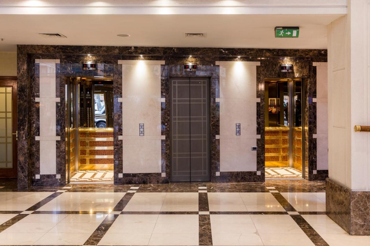 Plaza El Bosque Ebro Hotel Santiago Luaran gambar Elevators at the hotel